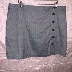 Forever 21 Plus Plaid Button Down Mini Skirt